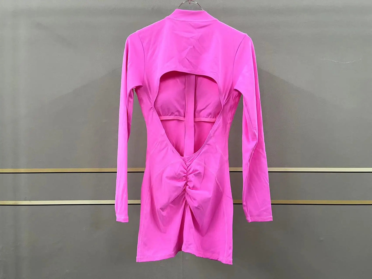V Back Scrunch One-Piece Suit Push Up Sports Jumpsuit Woman Fitness Zipper Overalls Workout Rompers Women Gym Bodysuits Female