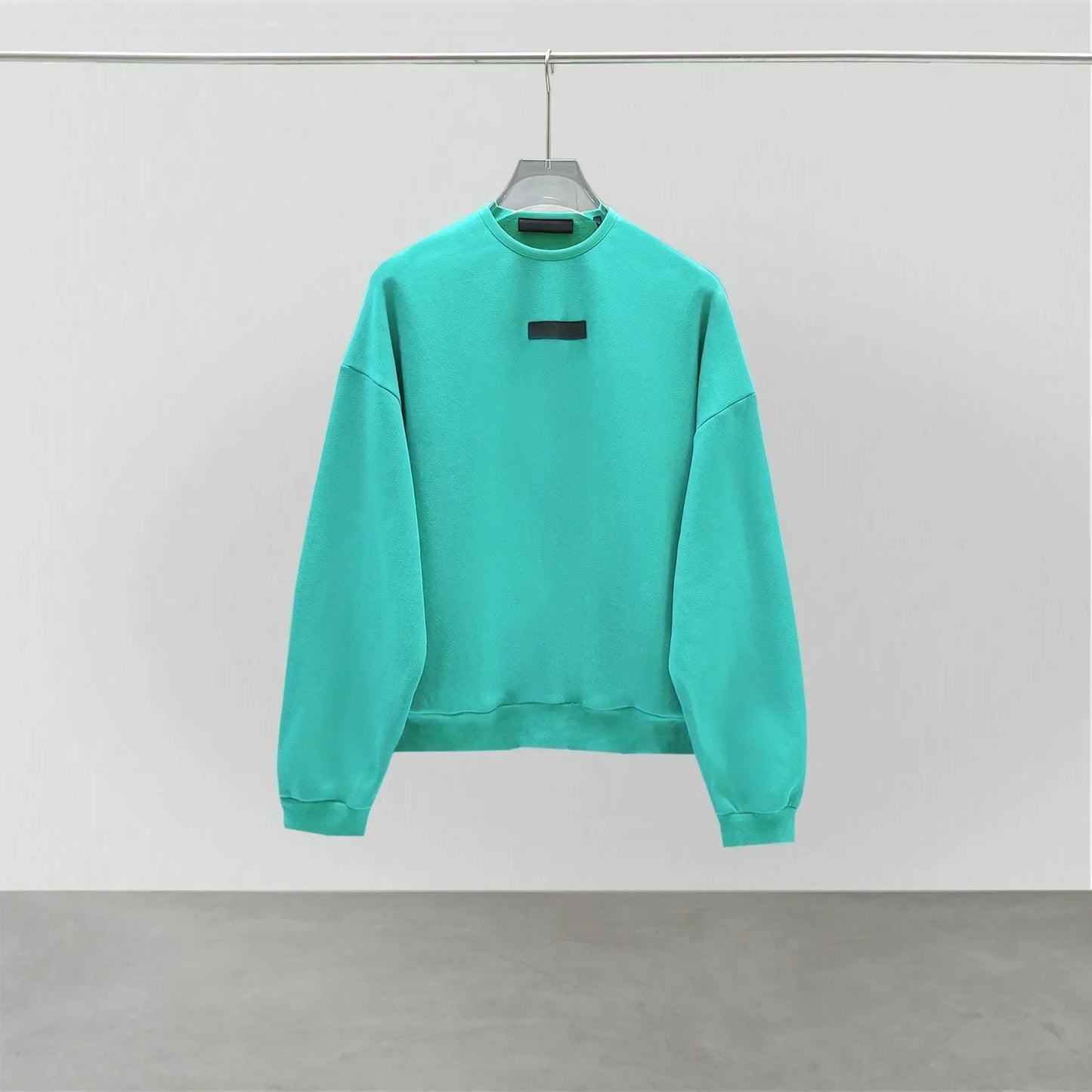 24ss Luxury Design Men's Round Neck Sweaters Couple High Street Solid Color Thickened Warm High Street Round Neck Pullover